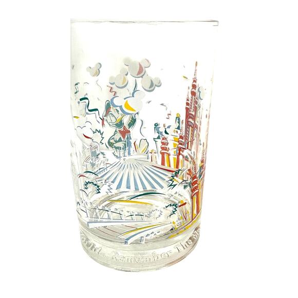 Walt Disney World 1996 "Remember the Magic" 25th Anniversary Cup-Donald Duck - Picture 3 of 7